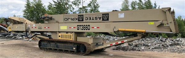 Kpi-jci Model Gt3660 Heavy-duty Global Track-mounted Conveyor)